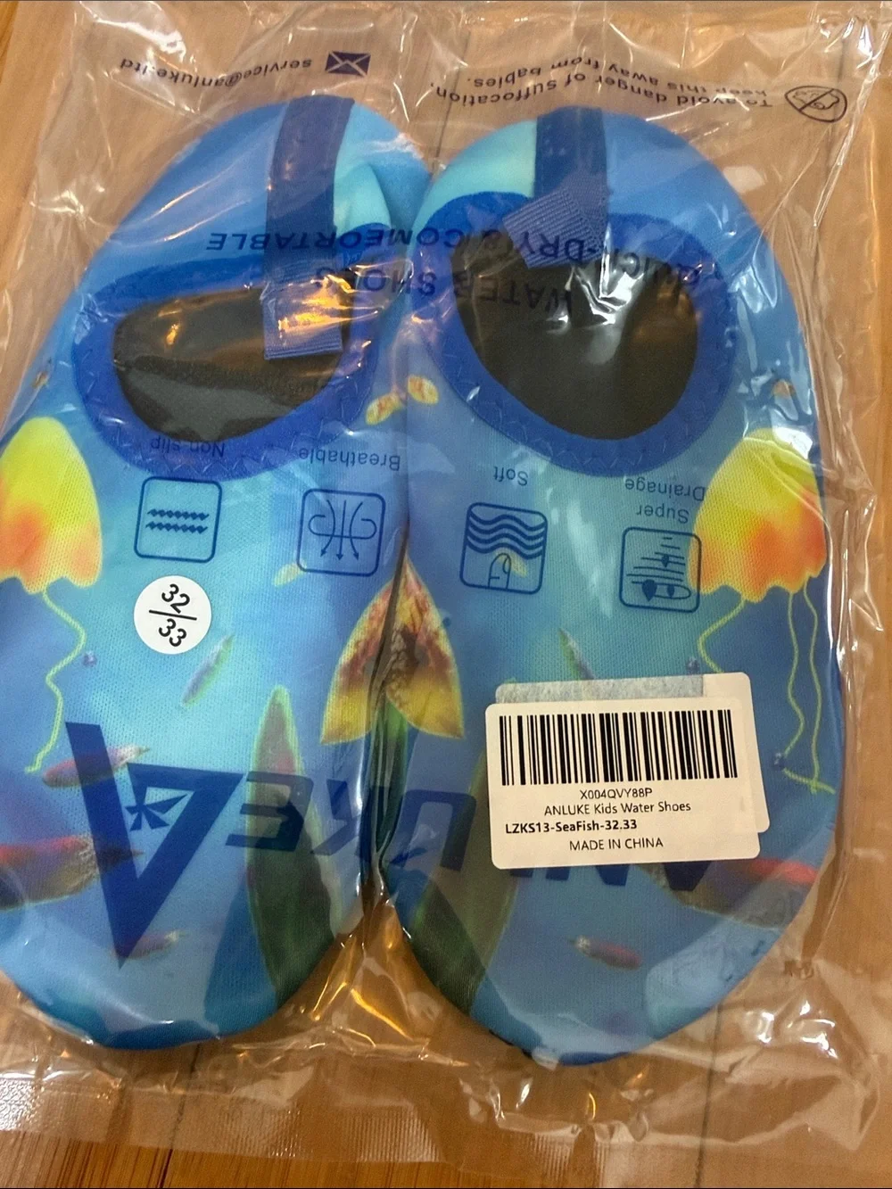 Kids Blue Sea Fish Water Shoes - Size 32/33 (13-1)